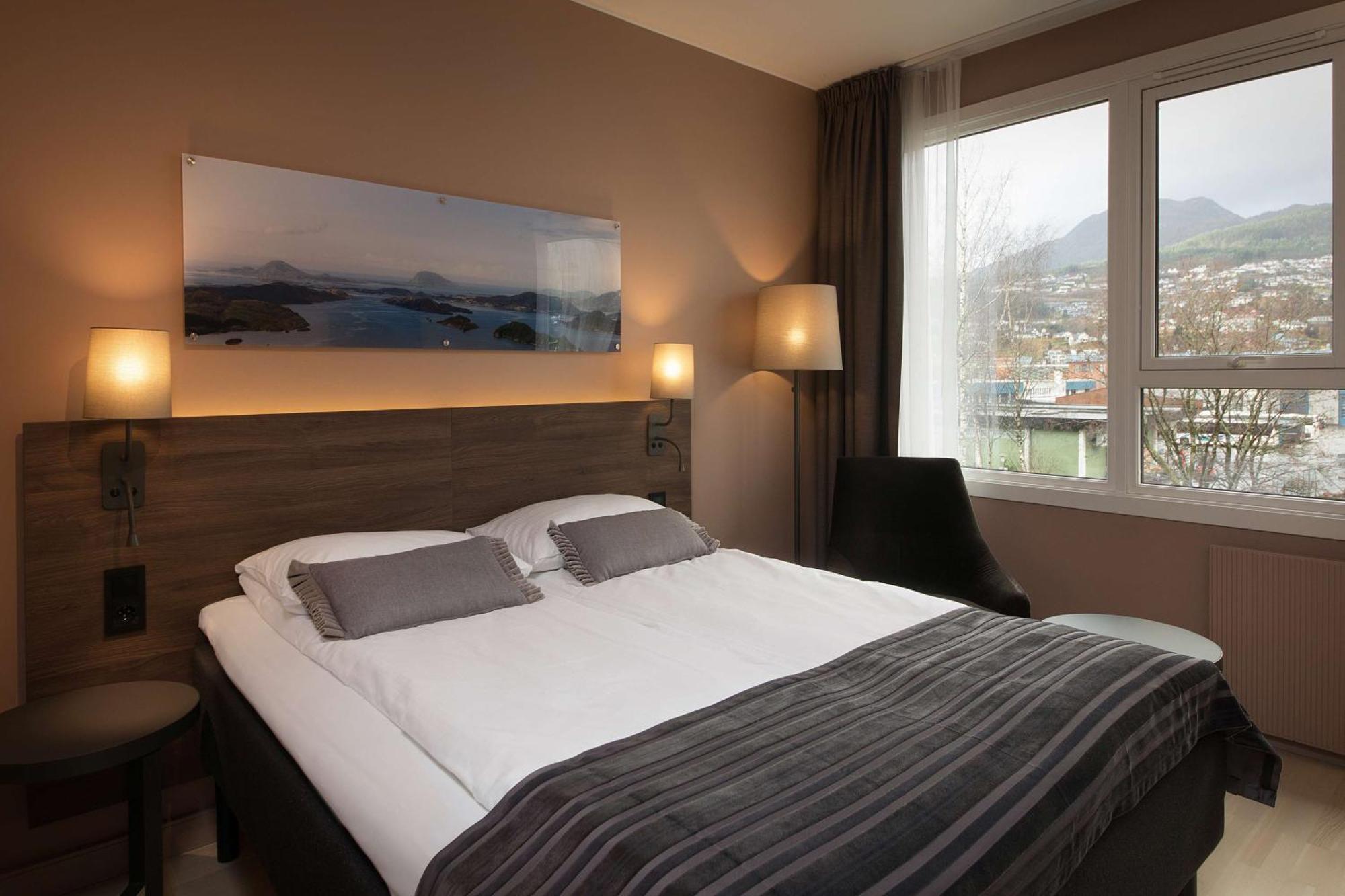 Scandic Sunnfjord Hotel & Spa Førde Eksteriør billede